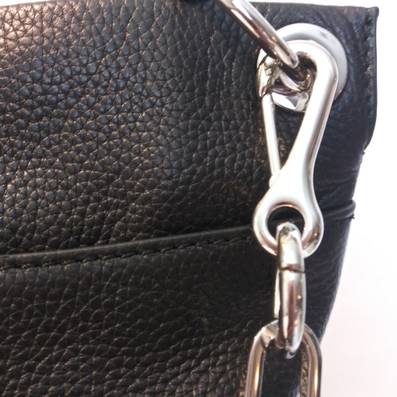 NWT VINCE CAMUTO LEATHER LIYA HOBO SHOULDER BAG - Picture 4 of 15